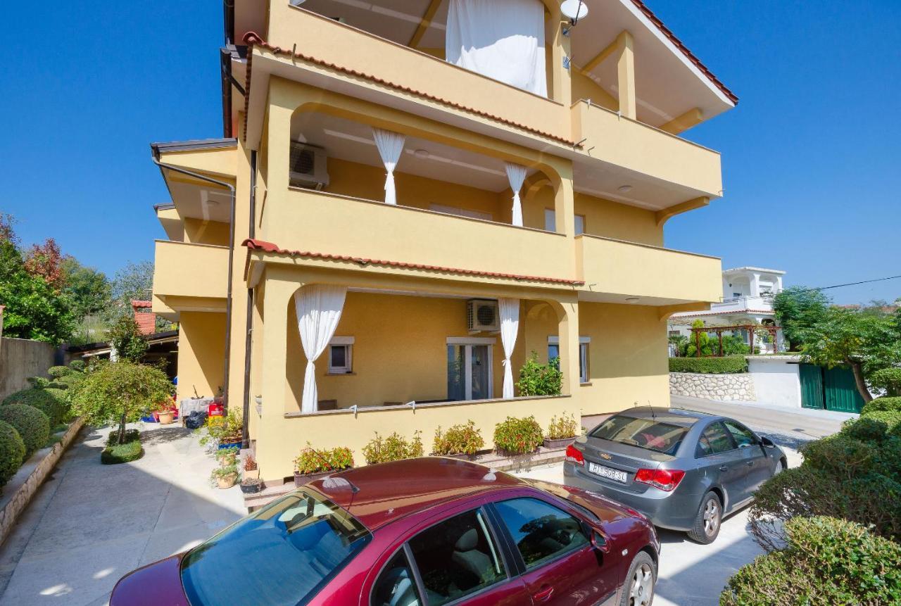Apartments Mirjana Lopar Exterior photo